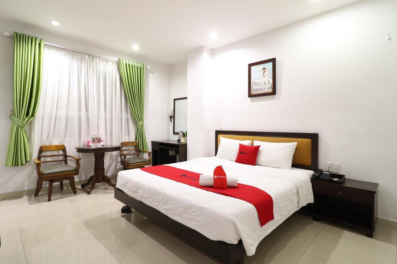 Khách sạn Reddoorz Saigon Modern 2 Ba Vi